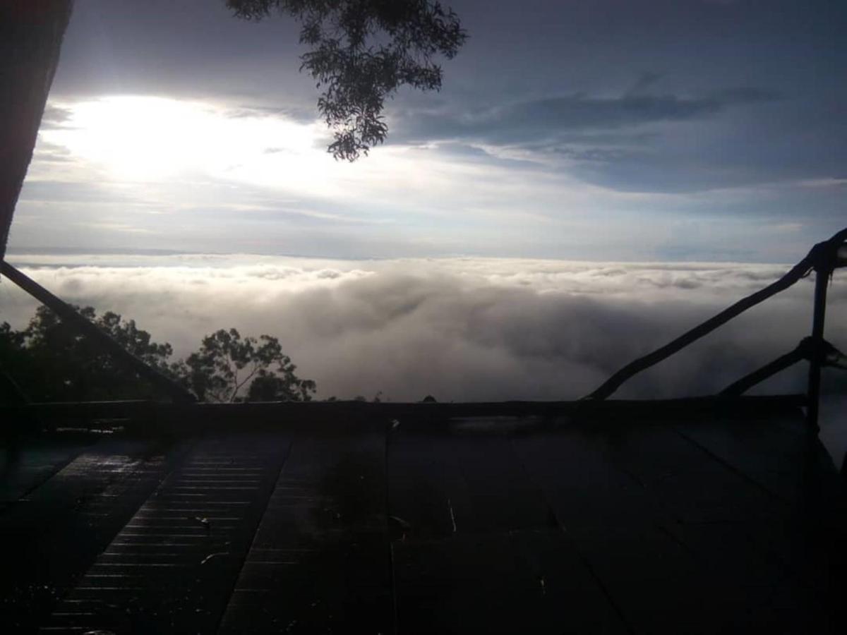 Seribu Batu Songgo Langit Resort & Camp Bantul Dış mekan fotoğraf