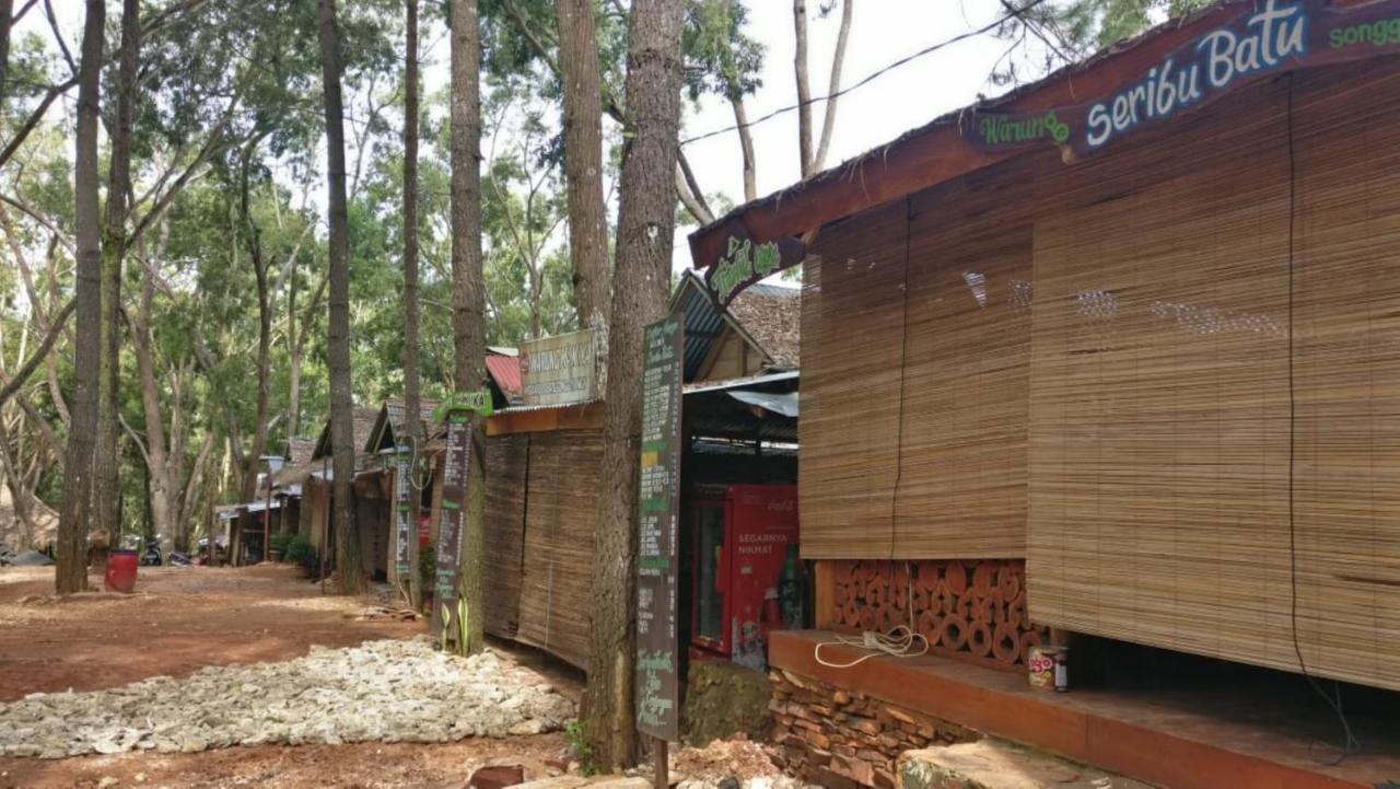 Seribu Batu Songgo Langit Resort & Camp Bantul Dış mekan fotoğraf