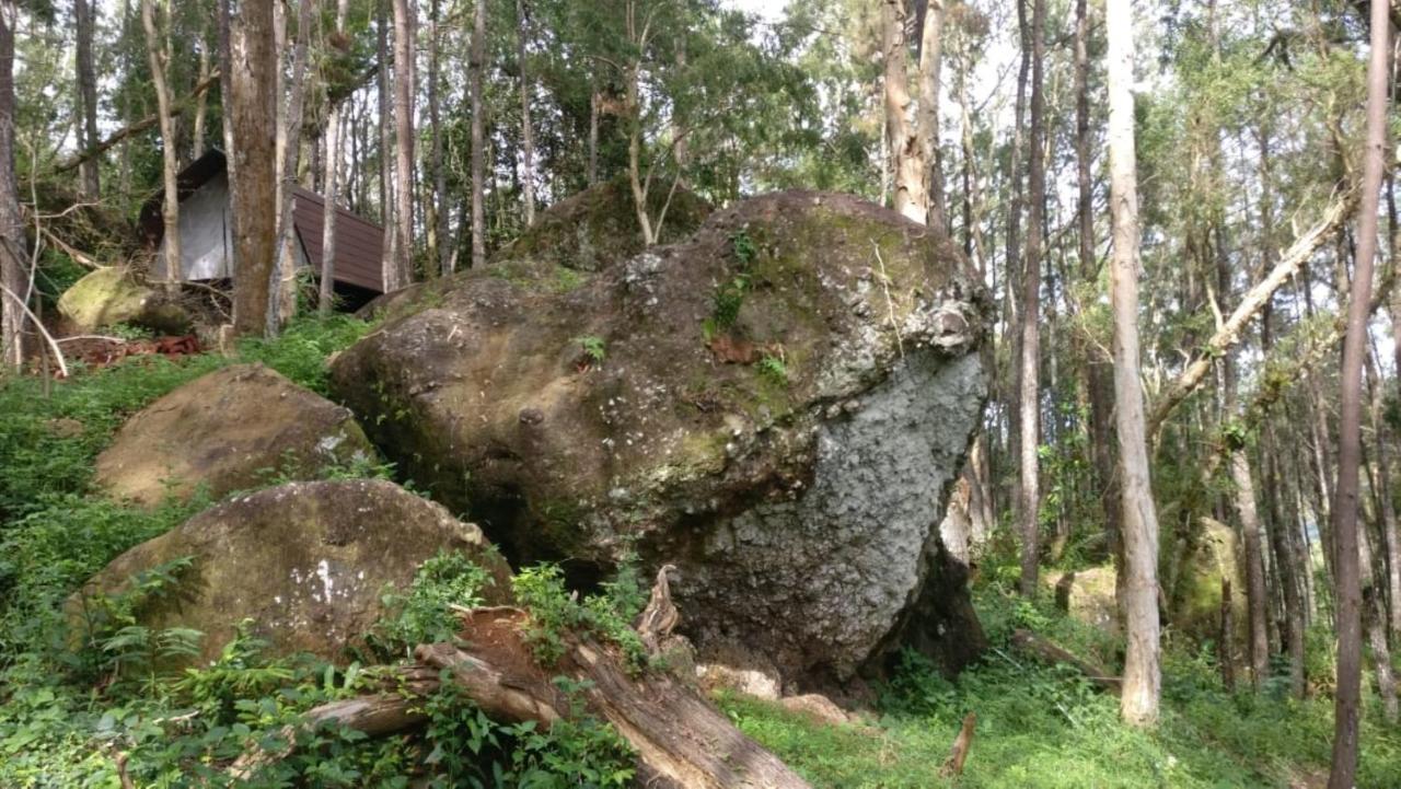 Seribu Batu Songgo Langit Resort & Camp Bantul Dış mekan fotoğraf