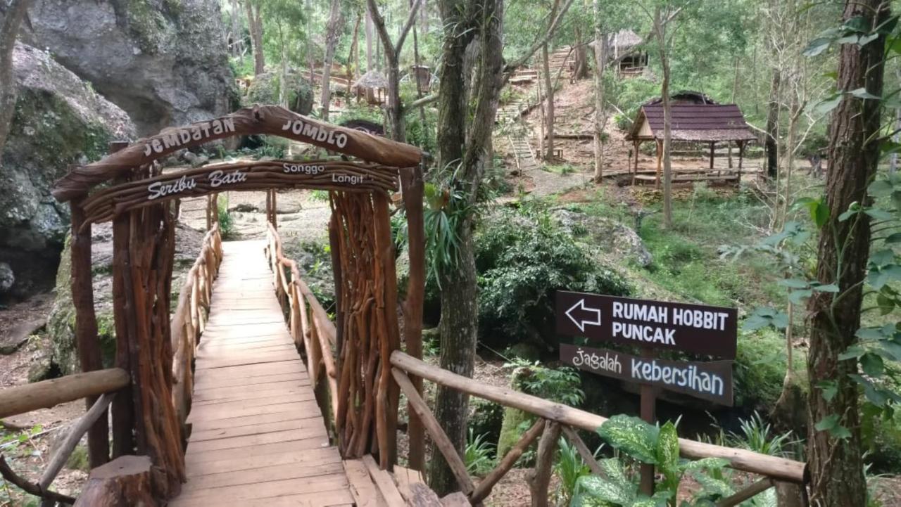 Seribu Batu Songgo Langit Resort & Camp Bantul Dış mekan fotoğraf