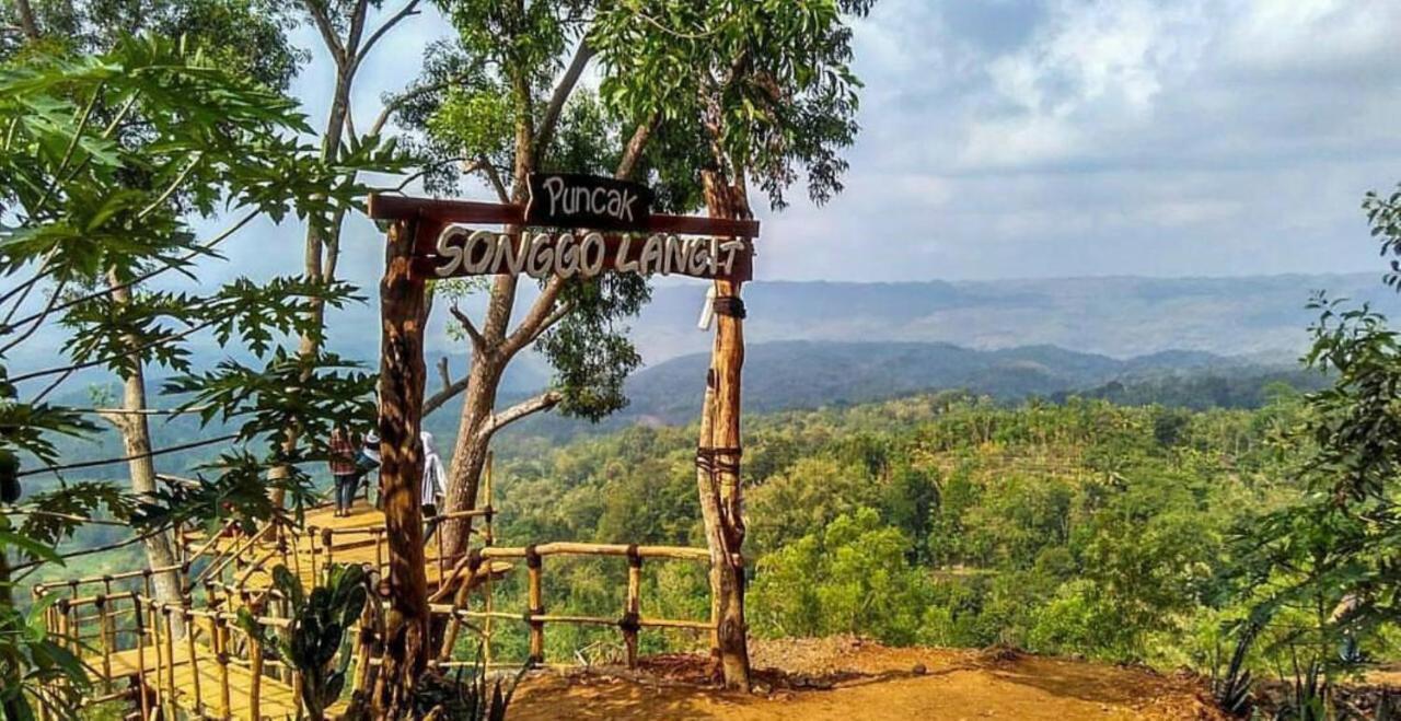 Seribu Batu Songgo Langit Resort & Camp Bantul Dış mekan fotoğraf