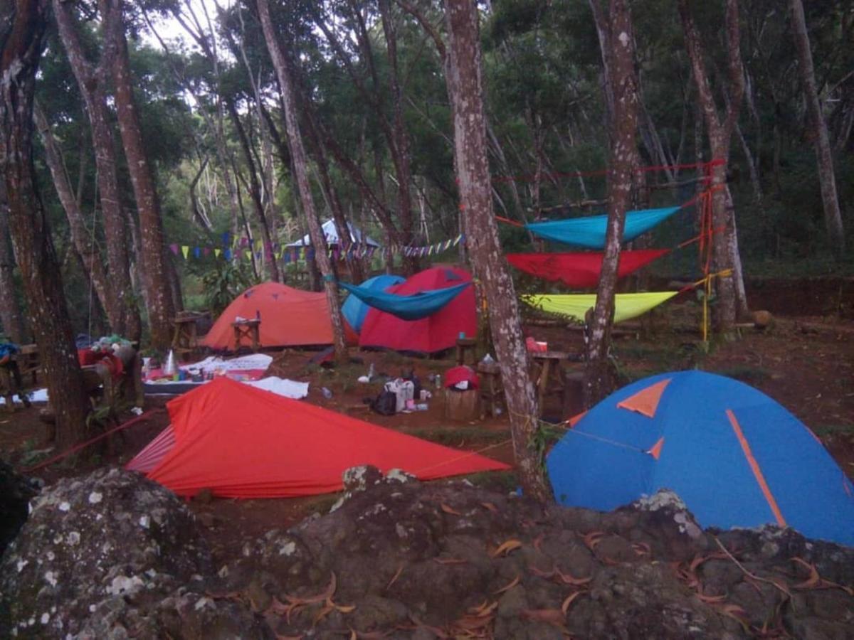 Seribu Batu Songgo Langit Resort & Camp Bantul Dış mekan fotoğraf